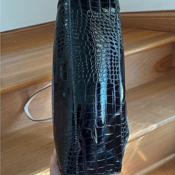 Guess Large Colorblock Shoulder Bag with Croc Texture - Picture 5 of 6